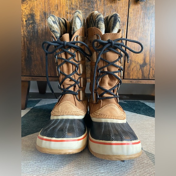 Sorel Joan of Arctic knit boot - Women’s 8 - Picture 2 of 10